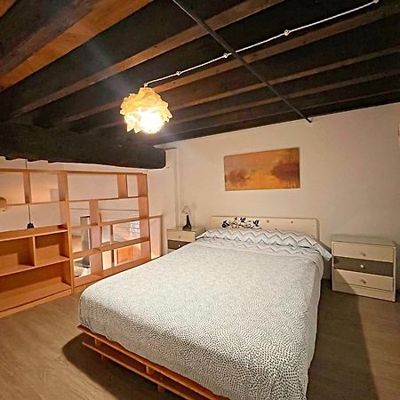 Inhome Central Studio Montilla Luaran gambar