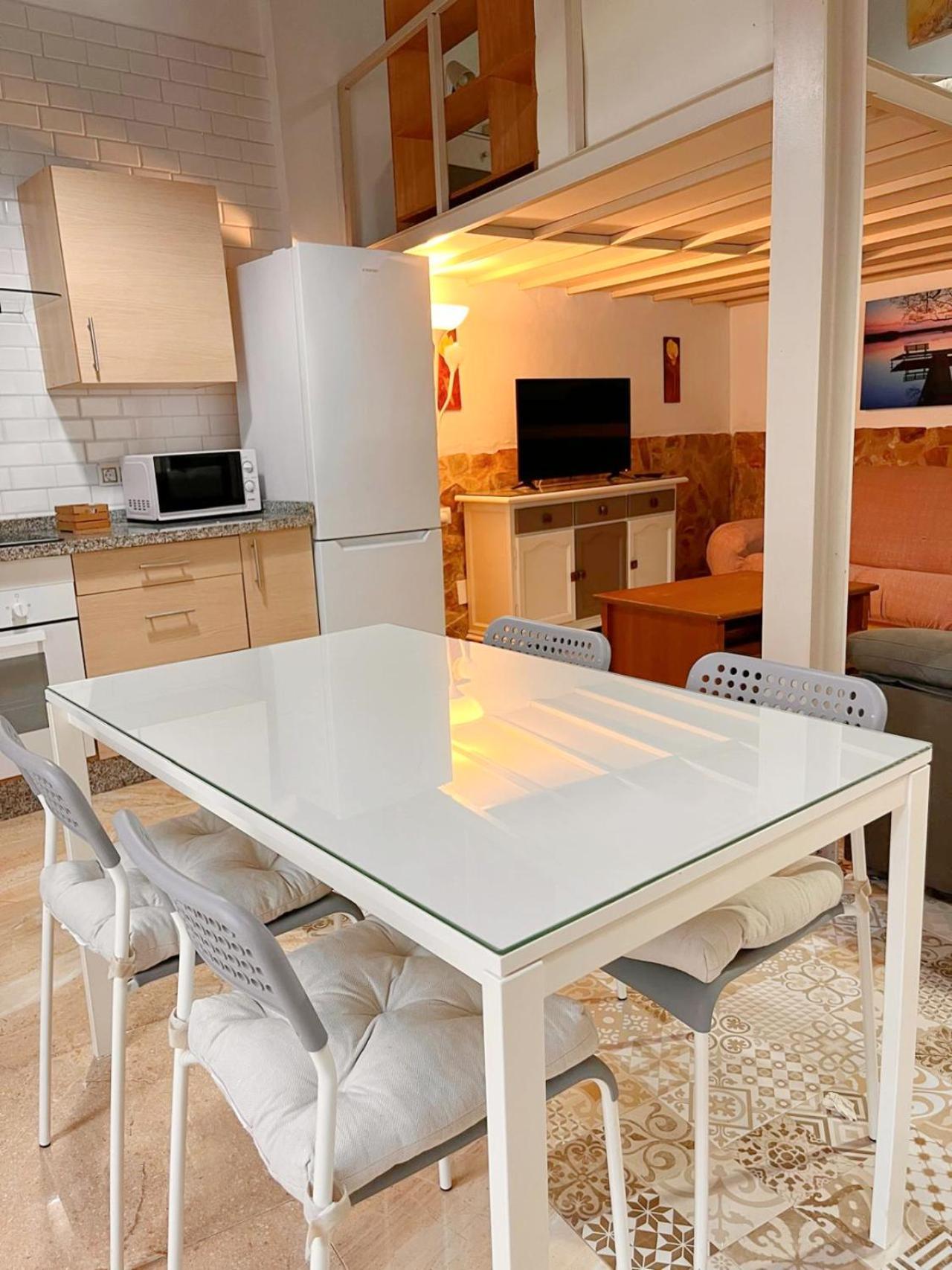 Inhome Central Studio Montilla Luaran gambar